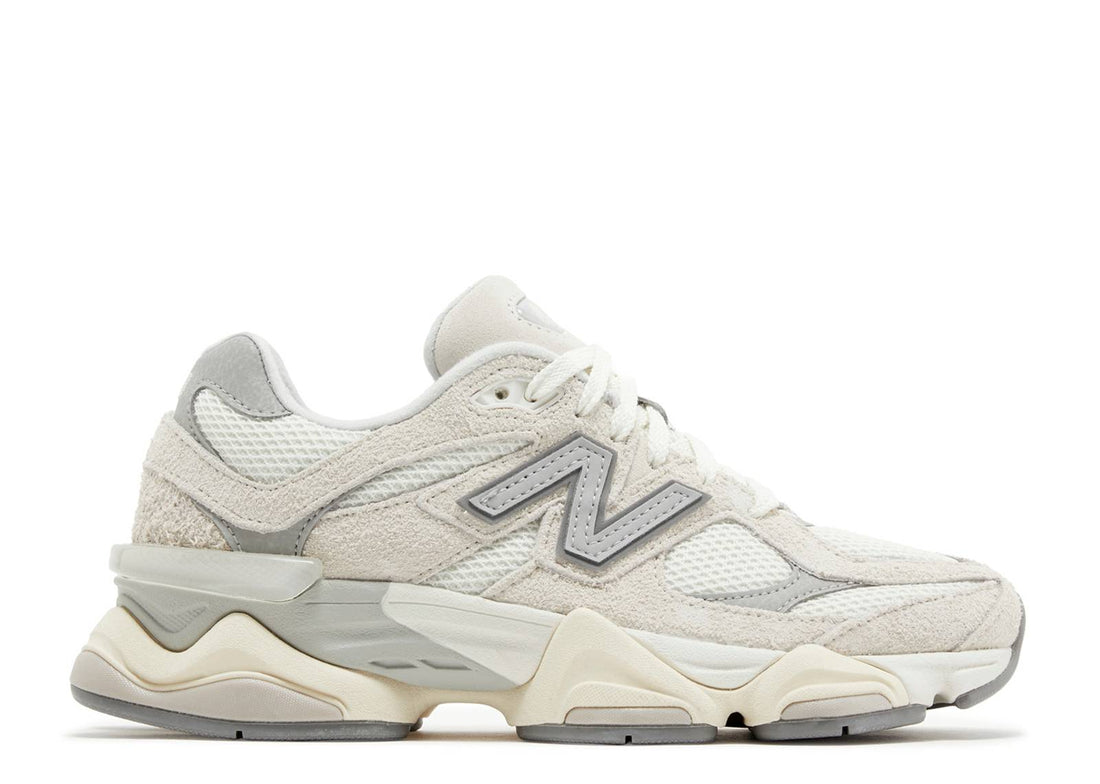 New Balance 9060 Moonbeam Sea Salt