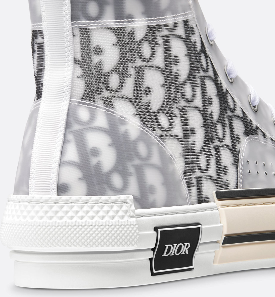 B23 High-Top Sneaker
White and Black Dior Oblique Canvas