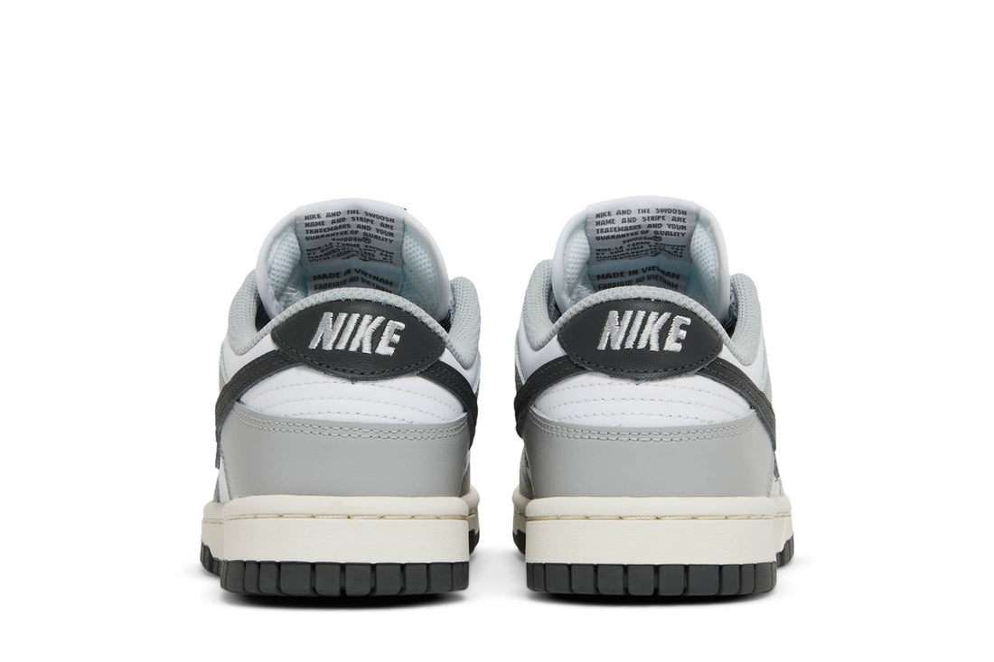 NIKE DUNK LOW ‘LIGHT SMOKE GREY’